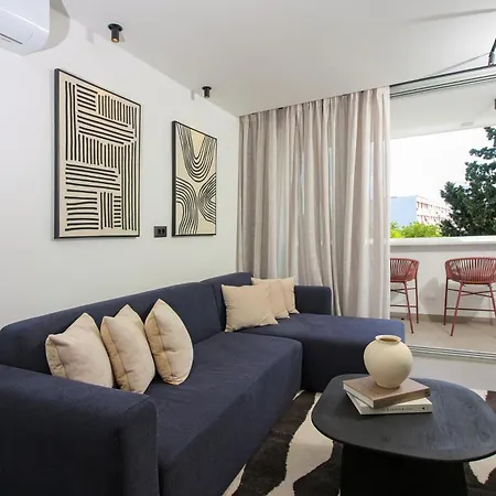 Beautifully Brand New In Lejlighed Split