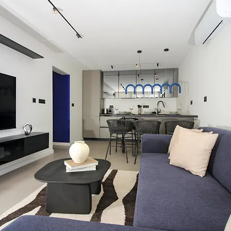 Apartment Beautifully Brand New In
